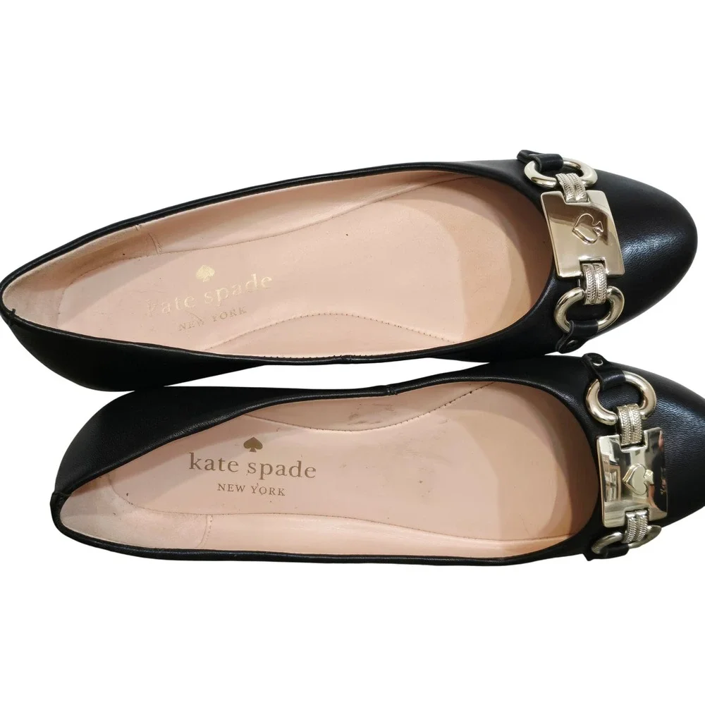 Kate Spade Payton Black Leather Flats Gold Hardware Spade Logo Size 6.5B A23/138